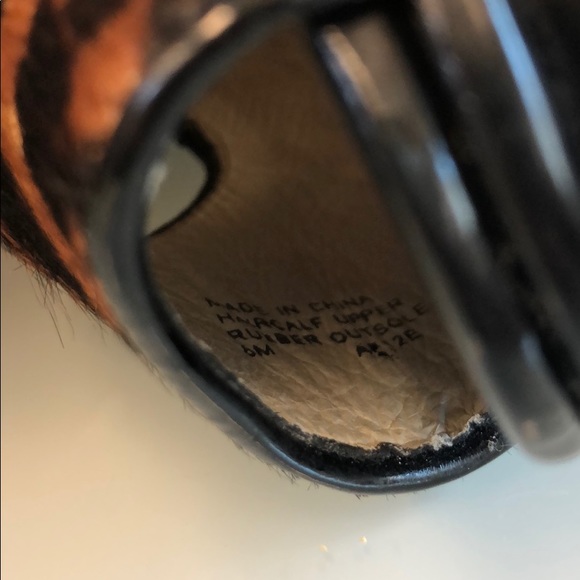 Michael Kors Elena Cross Strap Cheetah Heels Sz 8M - Picture 6 of 8